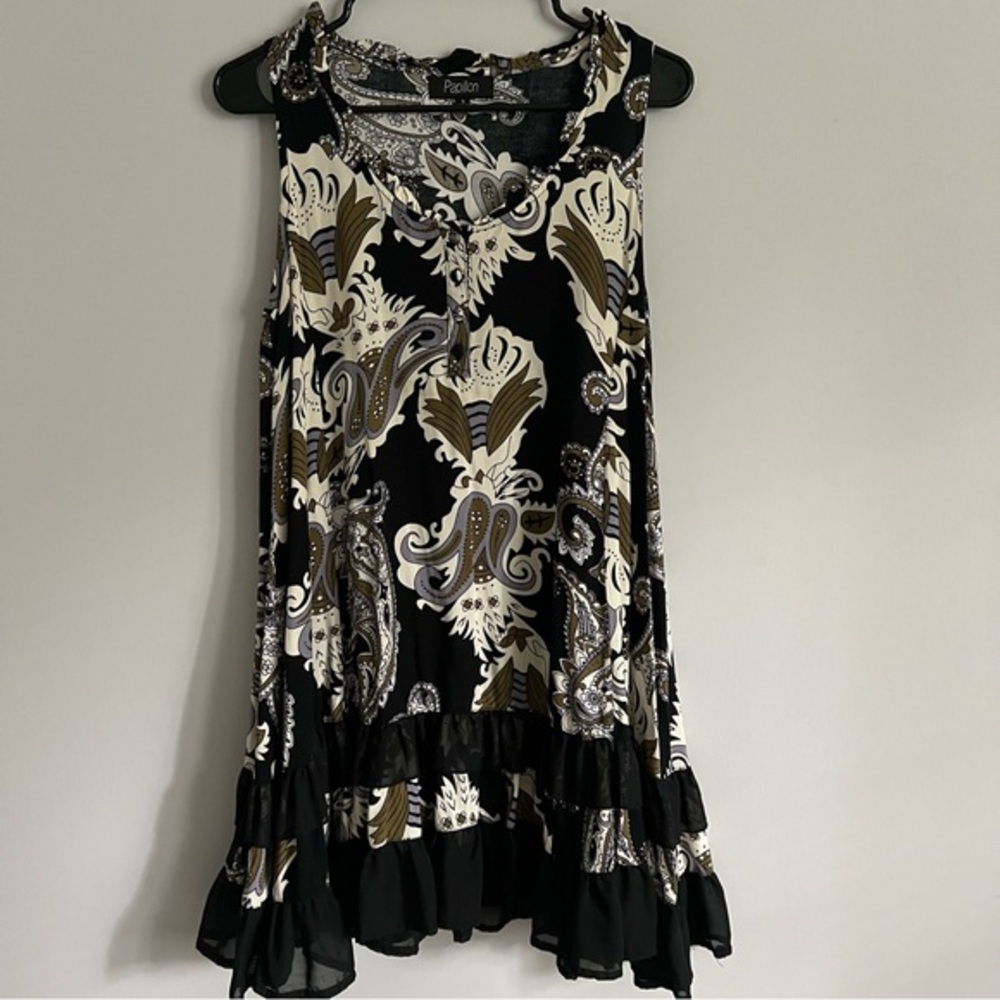Papillon Blanc Victorian Print Ruffled Sleeveless Cottagecore Dress